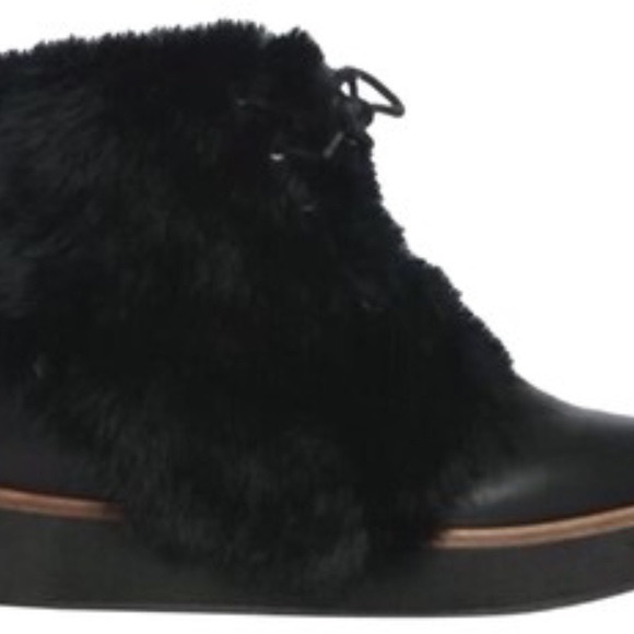 Australia Luxe Collective Fur Boots - NEW - Picture 4 of 6